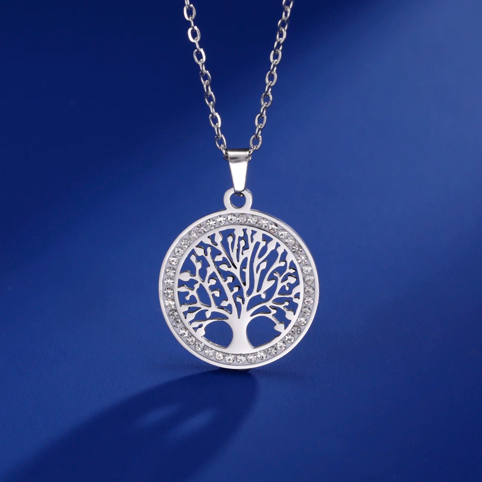 Elegant Tree of Life Round Pendant Necklace