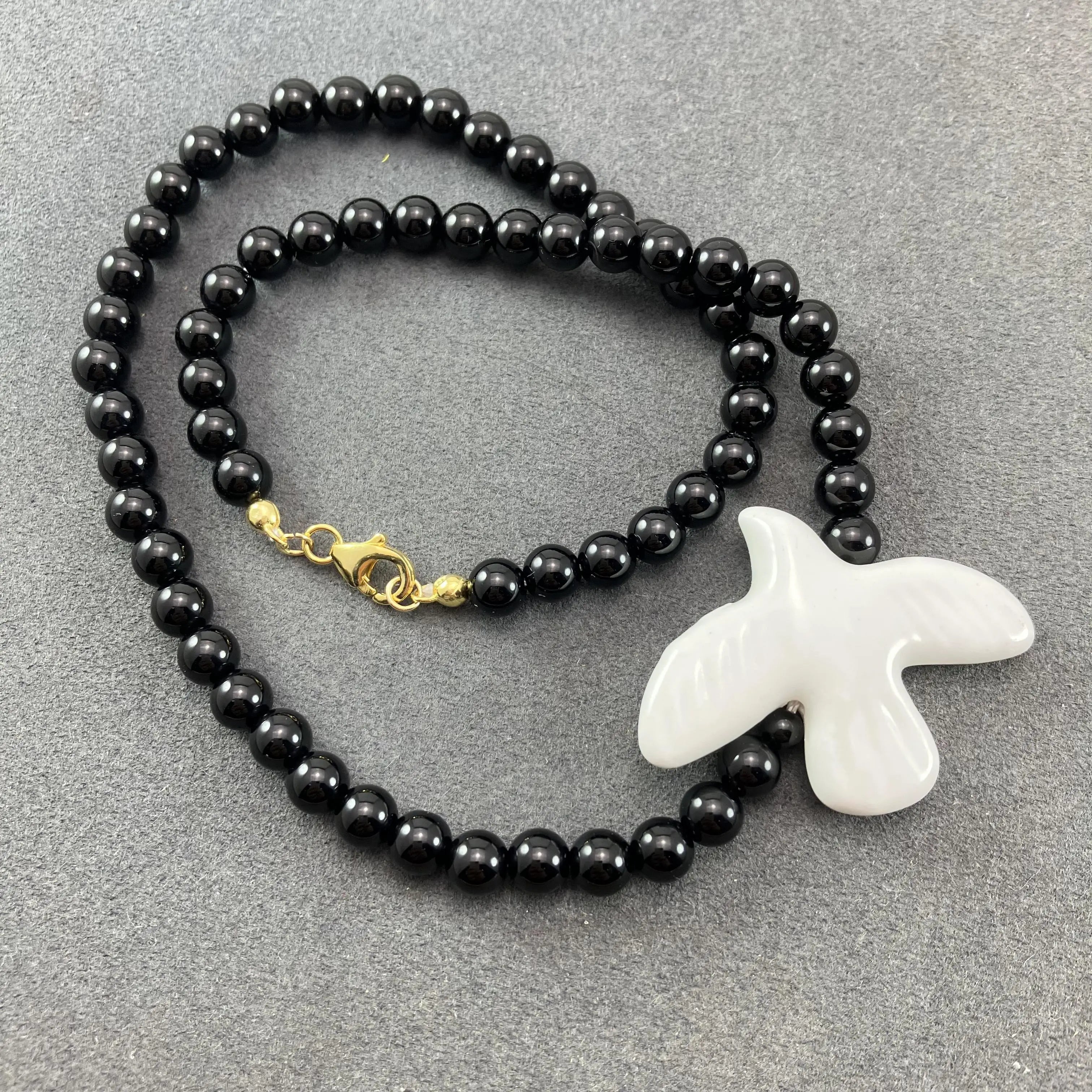 High-Grade White Ceramic Bird Peace Dove Pendant - Black Agate Bracelet/Necklace