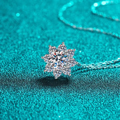 Luxury Platinum Moissanite Sunflower Pendant – 1/2ct White Gold Necklace