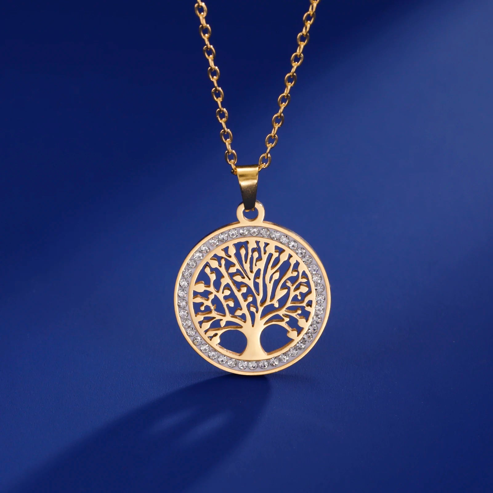 Elegant Tree of Life Round Pendant Necklace